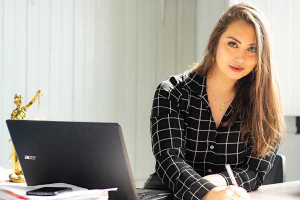 国家德比多段互呛曝光：亚马尔约架维尼修斯；贝林讽刺佩德里